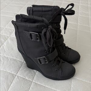 Vera Wang Wedge Ankle Boots